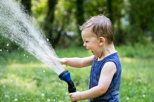 future home inspector checking water pressure